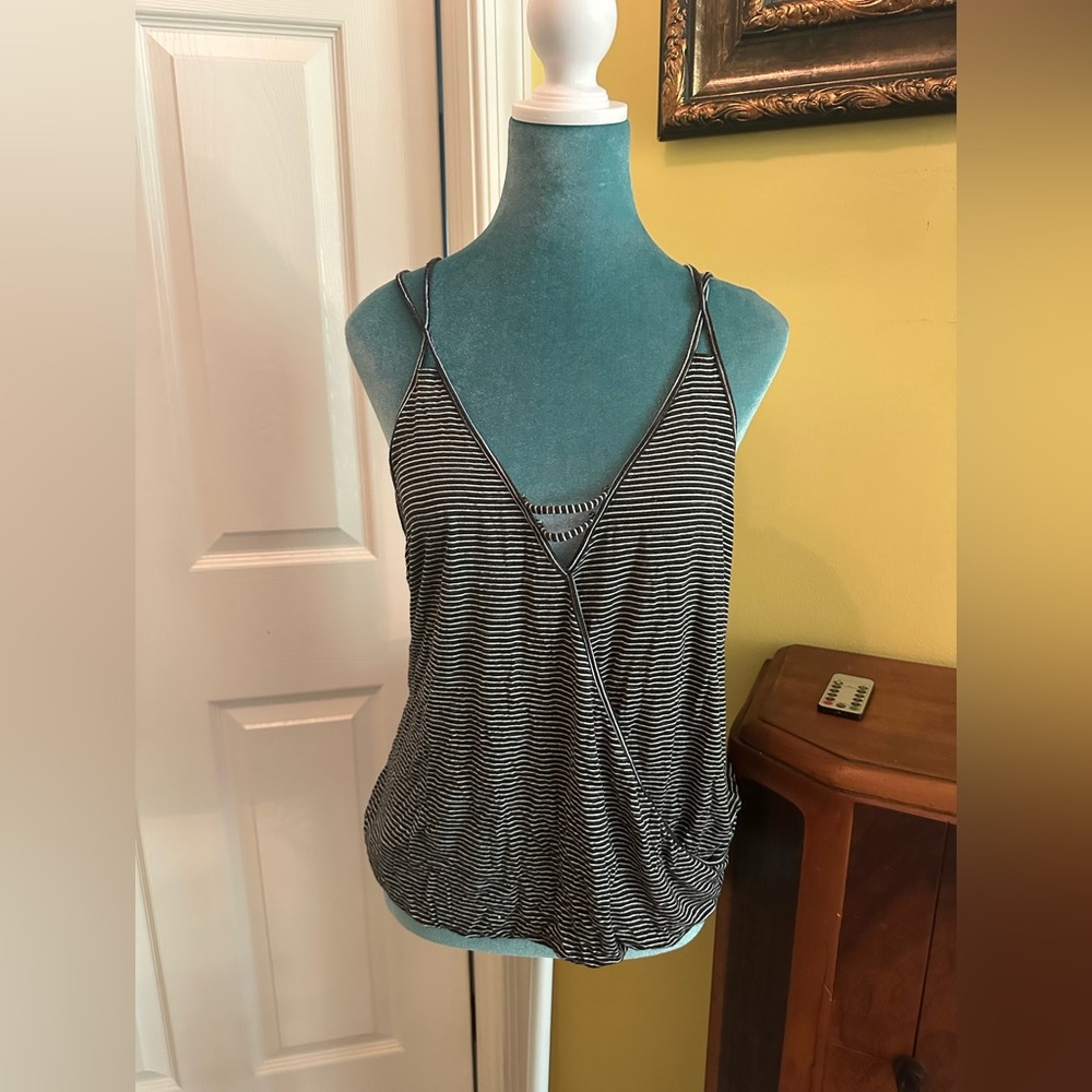 American Eagle, outfitters, soft and sexy tank top - Picture 2 of 7